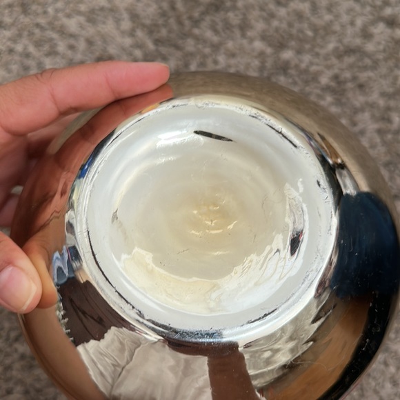 Vintage Rose Gold Flower Vase - Picture 7 of 7